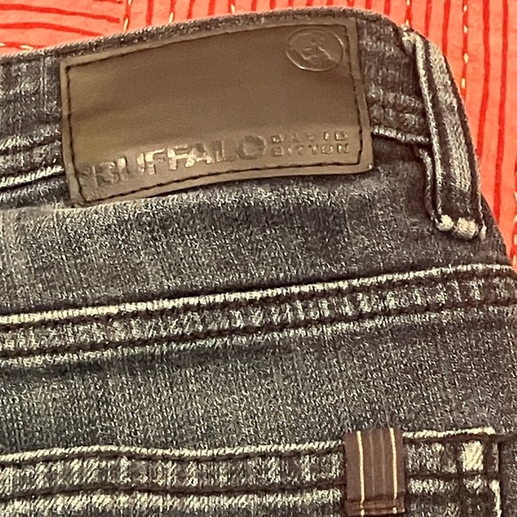 Buffalo mens W32L30 dark blue slim Straight Leg stretch Jeans distressed - Picture 15 of 16